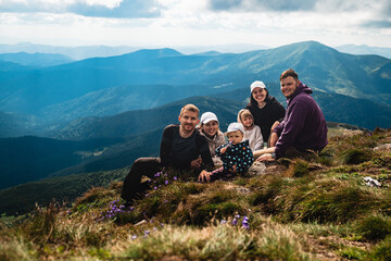 Fototapeta premium A group of friends in the mountains