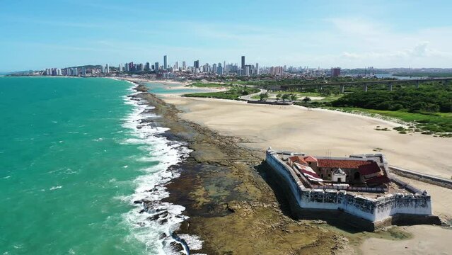 Vista a&eacute;rea com drone da Ponte Newton Navarro e do Forte Tres Reis Magos na Cidade de Natal - Rio Grande do Norte - Brasil