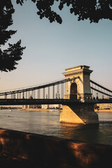 Fototapeta premium chain bridge