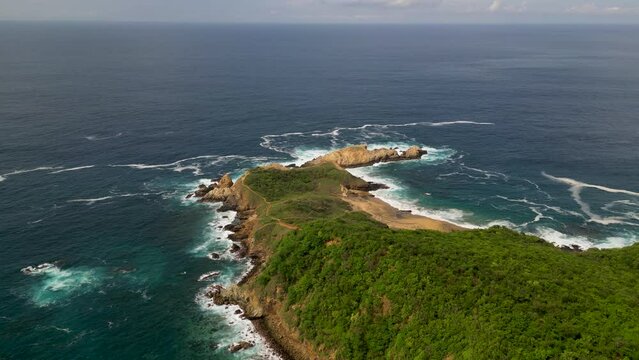 View of Punta Cometa cliffs in the oaxacan coast. Mazunte Oaxaca, Mexico.