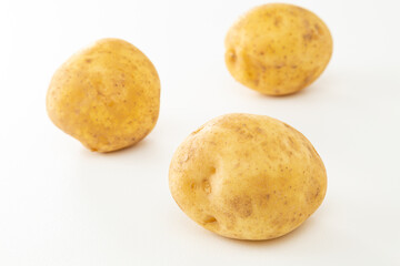 白背景にジャガイモ
