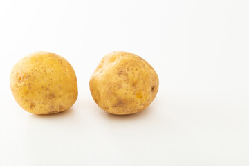 白背景のジャガイモ