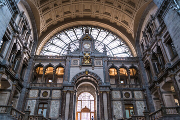 Fototapeta na wymiar Antwerp's railway station, Antwerp-Central, one of the most beautiful railway stations in Europe and is considered to be one of the most impressive train stations in the world,, Antwerp, Belgium