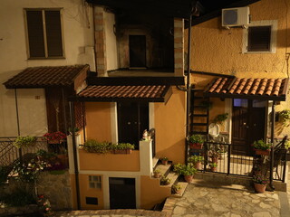 Fototapeta na wymiar Policastrello di notte. Una frazione di San Donato di Ninea (Cs)