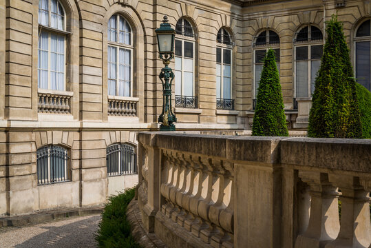 Neoclassical architecture  in the 8th arrondissement, Paris, France