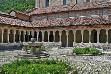 Follina, il chiostro dell'Abbazia cistercense di Santa Maria - Treviso