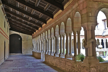 Follina, il chiostro dell'Abbazia cistercense di Santa Maria - Treviso
