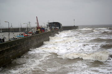 rough sea at bridlington 