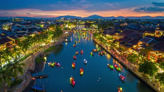 Hyperlapse of Hoi an ancient town at twilight, Vietnam.