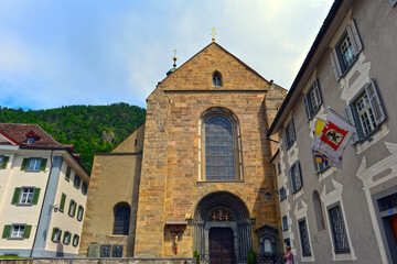 Kathedrale St. Mariä Himmelfahrt in Chur, Kanton Graubünden, Schweiz - obrazy, fototapety, plakaty