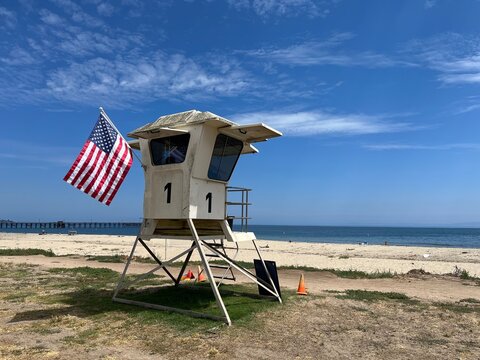 lifeguard tower at the beach