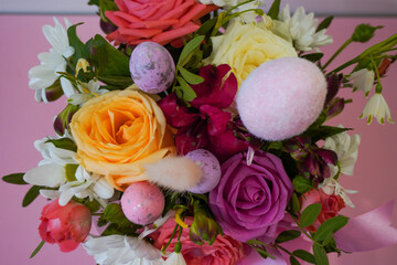 Happy easter! Flat Lay, Internet banner, postcard on Easter.  Bouquet of flowers and Easter eggs