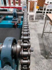 chain machine in factory