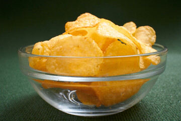 potato chips in the bowl