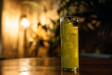 cocktail bar lounge mixologie