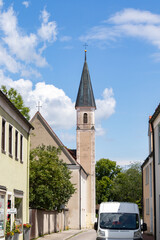 Fototapeta na wymiar Kirche Sankt Sebastian in der Altstadt von Schongau