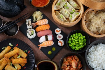  assortimento di cibo e gastronomia in stile Asiatico  - 626299456