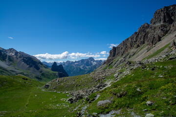 Trekking in Alta Valle Maira. Da Chiappera al Colle del Maurin ai piedi della Rocca Provenzale

