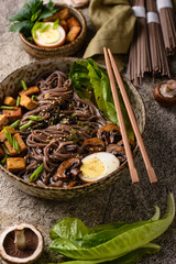 Soba noodle with tofu and mushroom