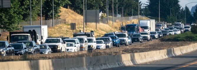 Morning traffic on Interstate highwayI-205 in Portland Oregon
