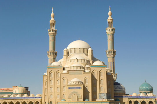 The Jalil Khayat Mosque, a place of Sunni Islamic worship in Erbil, the largest city in the Kurdish region of Iraq. .