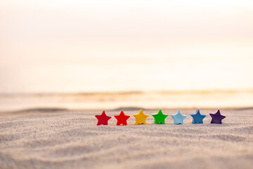 Fototapeta na wymiar 砂浜と星の置物