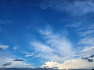 Naklejka na ściany i meble White cloud on blue sky fantastic cloudscape