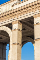 Obraz premium Moscow, Russia - 07.09.2023 - Shot of the main entrance of the Exhibition of Achievements of National Economy site, known as VDNKH. Landmark