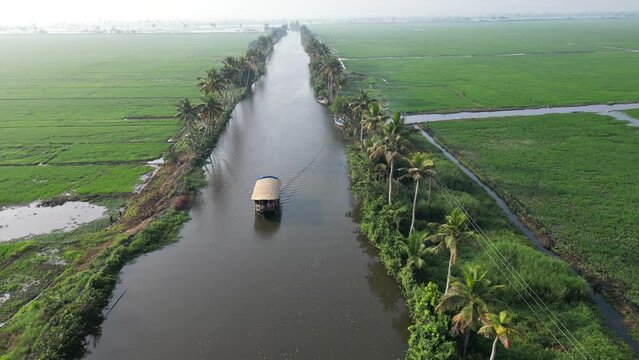 Backwaters of Vembanad lake in Alleppey and Kumarakom, Kerala, India