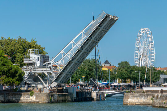 Pont levant du Gabut &agrave; la Rochelle