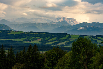 Naklejka na ściany i meble Berge, Berglandschaft, Oberbayern, Voralpenland, Alpen, Berge, Natur