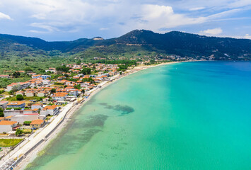 Fototapeta premium Beautiful beach with turquoise water. Golden Beach, Thassos, Greece