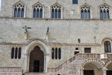 Façade de palais Renaissance à Perugia en Ombrie. Italie