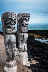 Tiki statues in Pu'uhonua o honaunau park