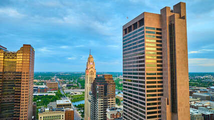 Sunrise aerial Huntington Center and Rhodes State Office Tower Columbus Ohio downtown - obrazy, fototapety, plakaty