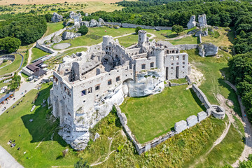 Zamek Ogrodzieniec. © Tomasz Warszewski