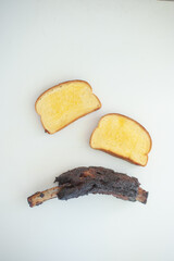 BBQ rib with toasts