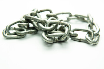 Obraz premium Metal chain isolated on white background