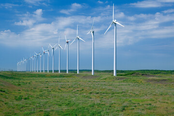 丘と風力発電