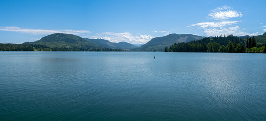 A panoramic view of the reservoir from Dexter State Recreation Site in Oregon, USA