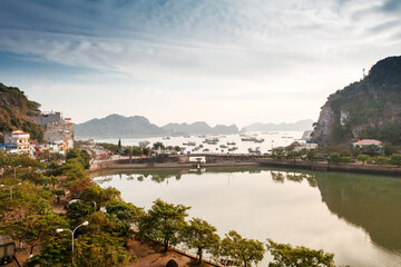 Fototapeta na wymiar Scenic view on port Cat Ba island at Halong Bay, Vietnam.