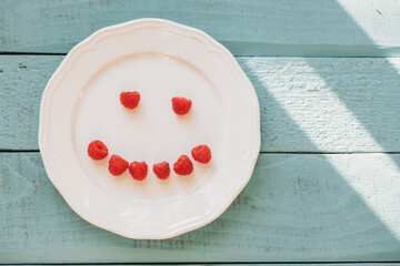 Smile plate