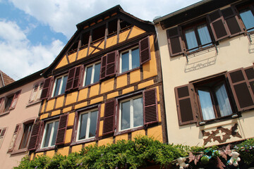 Naklejka premium old houses in kaysersberg in alsace (france)