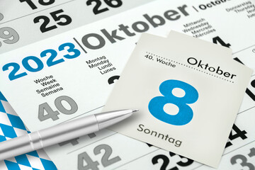 Deutscher Kalender 8. Oktober 2023 Sonntag und Wahl in Bayern