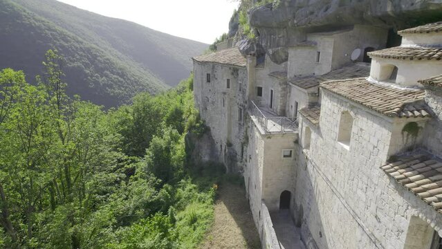 Eremo ripresa drone in 4k