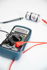 電流電圧の点検　テスター
