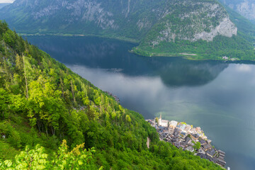 A Beautiful Lakeside View with Stunning Mountain Scenery and Historic Buildings. Captivating Hallstatt: A Picturesque Journey to a World Heritage Gem.
