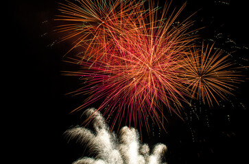 Fuegos artificiales feria España de noche