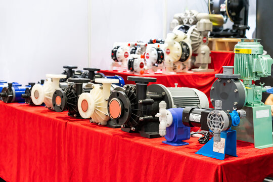 difference type plastic centrifugal pump and hydraulic diaphragm pump with electric motor for conveying, or supply chemical solution or etc in industrial