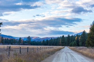 Fototapeta na wymiar Autumn Montana Back Roads